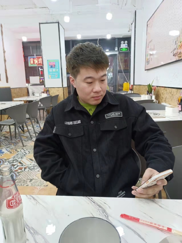 HF的第一张照片--海城残疾人相亲网
